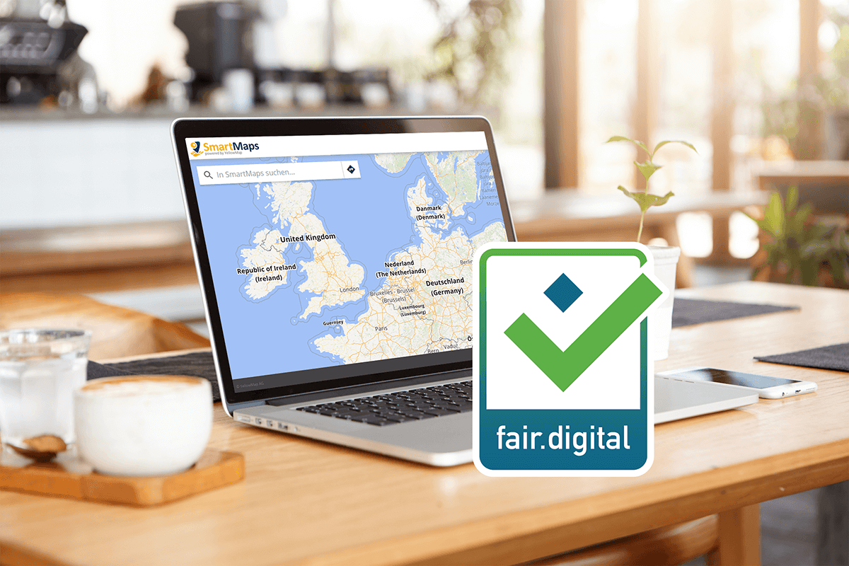 Notebook mit Blick auf Store Locator Karte für Europa und fair.digital Gütesiegel
